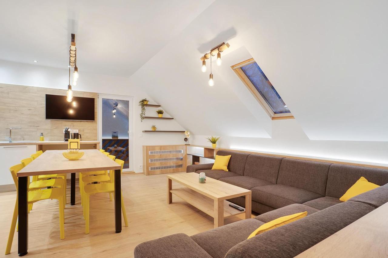 Krusnohorske Strane Apartment Loučná pod Klínovcem Exterior foto