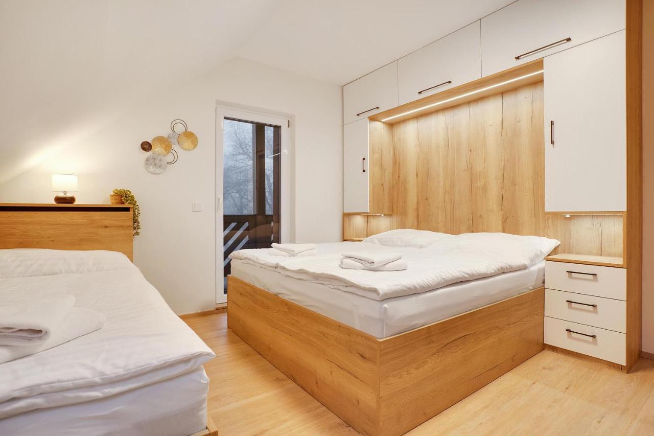 Krusnohorske Strane Apartment Loučná pod Klínovcem Exterior foto