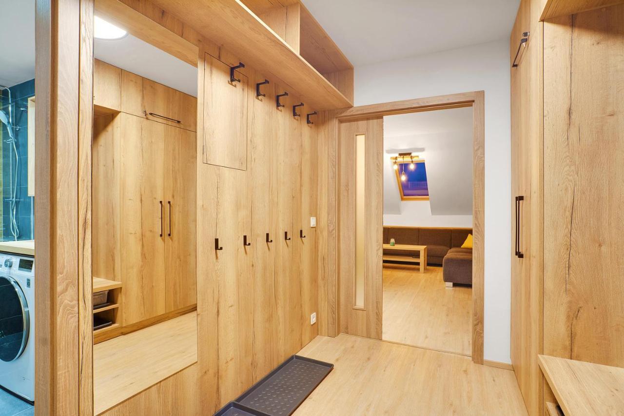 Krusnohorske Strane Apartment Loučná pod Klínovcem Exterior foto
